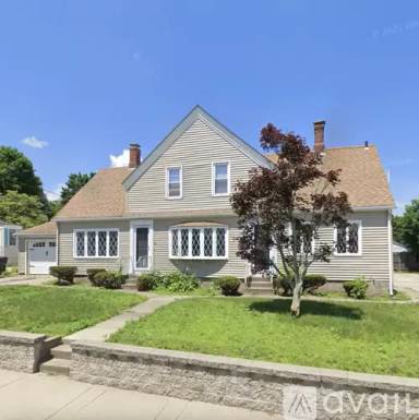 Main picture of 88 Providence St