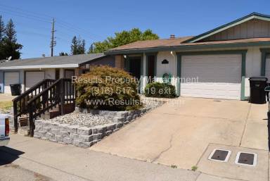 Main picture of 502 Hyacinth Ct