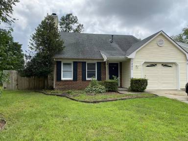 Main picture of 1001 Eagle Point Dr