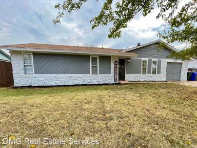 Main picture of 2308 Twisted Oak Dr