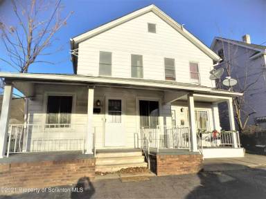 Main picture of 947 Carmalt St