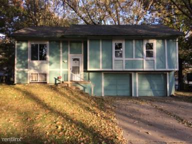 Main picture of 1807 SE Oak St