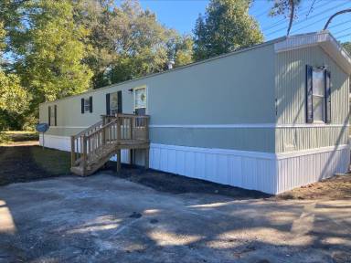 Main picture of 937 McFadden St