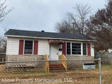 Main picture of 105 Monroe St