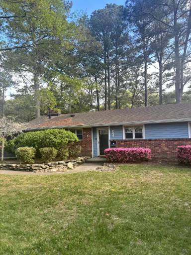 Main picture of 339 Thole St