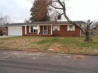 Main picture of 1111 Vannoy Dr