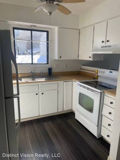 Main picture of 2602 SE 19th St