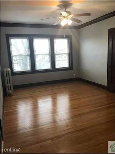 Main picture of 2950 W 60th St
