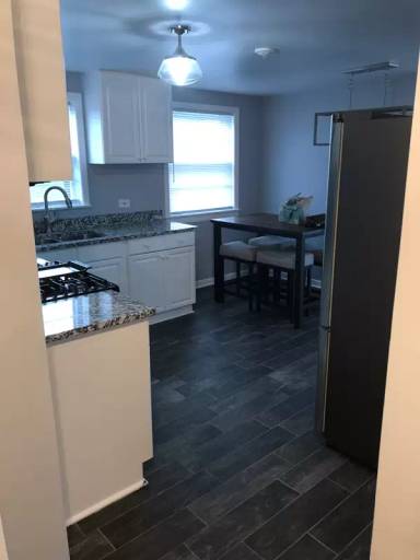 Main picture of 3332 S 60th Ct
