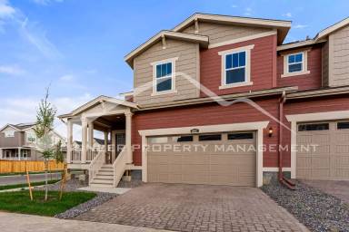 Main picture of 653 McGeal Pl