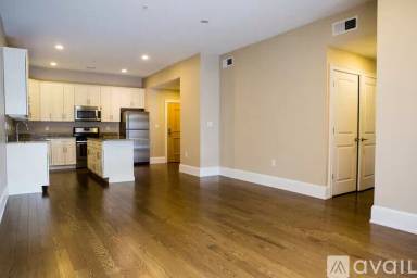 Main picture of 375 Market St