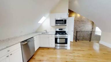 Main picture of 87 Morrison Ave