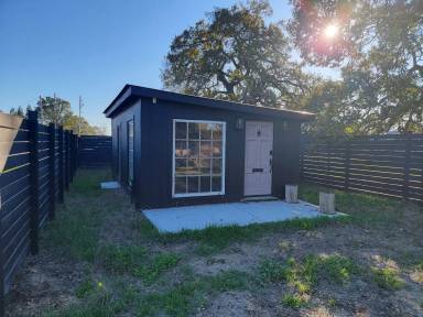 Main picture of 985 Gumview Rd