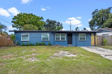 Main picture of 5006 Indialantic Dr