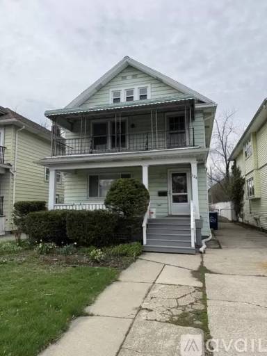 Main picture of 324 Crestwood Ave
