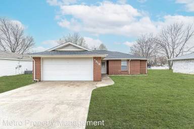 Main picture of 1318 W Lela St