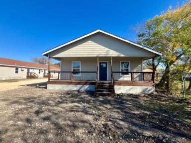 Main picture of 2714 Observation Dr