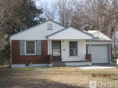 Main picture of 400 E Key Blvd