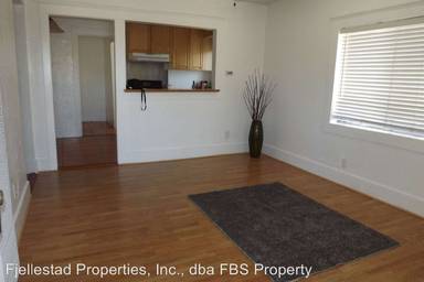 Main picture of 3629 Boundary St