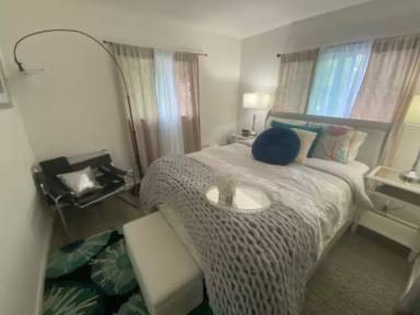 Main picture of 1021 Valley View Dr
