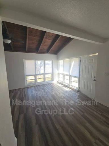Main picture of 401 W Florida Ave