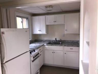 Main picture of 259 Brackett St