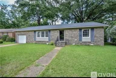 Main picture of 3025 4th Ct E