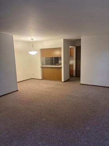 Main picture of 719 W Thorne St