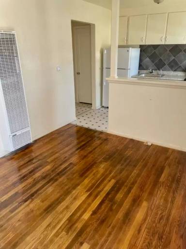 Main picture of 1108 W 14th St