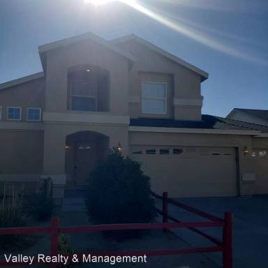 Main picture of 728 Red Jacket Dr