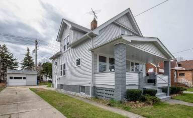 Main picture of 18708 Arrowhead Ave