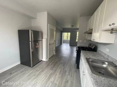 Main picture of 2503 E 74th St