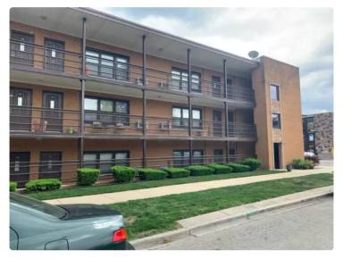 Main picture of 5901 N Naper Ave