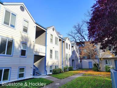 Main picture of Raleigh Court