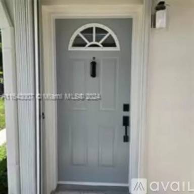 Main picture of 120 Northwest Blvd