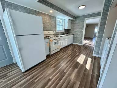 Main picture of 14725 Bryan St