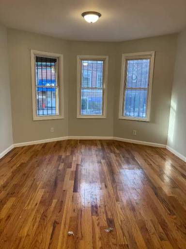 Main picture of 838 S 16th St