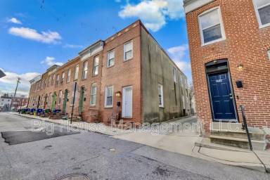 Main picture of 226 N Madeira St