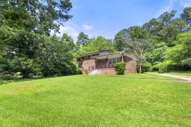 Main picture of 2783 Williamsburg Way