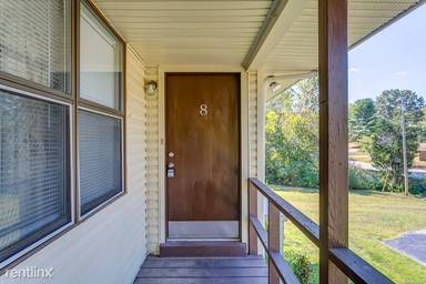 Main picture of 101 Sherry Ln
