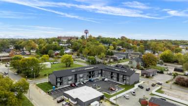 Main picture of 677 Chestnut St