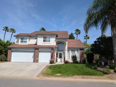 Main picture of 5075 Congressional St