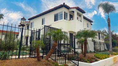 Main picture of 4033 Albatross St