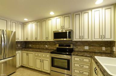 Main picture of 7753 Bergamo Ave