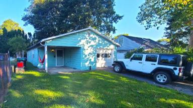 Main picture of 235 Crestmont Ave