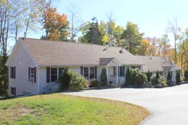 Main picture of 1315 US Route 1