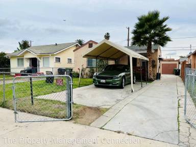 Main picture of 1454 W 70th St