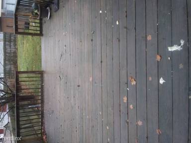 Main picture of 455 W Waterloo Rd