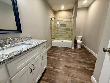 Main picture of 100 Old Glory Ln