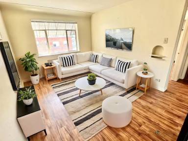 Main picture of Hillside Apartments
